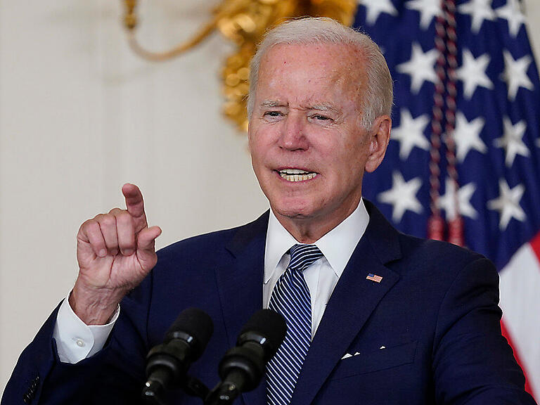 ARCHIV - US-Präsdent Joe Biden bei einem Pressestatement im Weißen Haus. Foto: Susan Walsh/AP/dpa