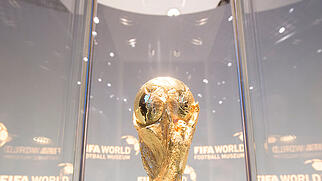Auch 2030 geht es wieder um den WM-Pokal