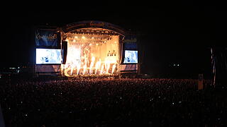 Feurige Show am Greenfield beim Konzert von «Volbeat».